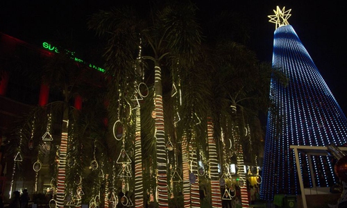 Christmas is coming to New Delhi's market place - Global Times