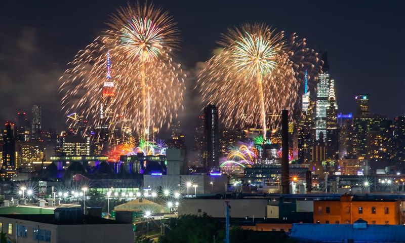 Firework show held in New York to celebrate upcoming Independence Day ...