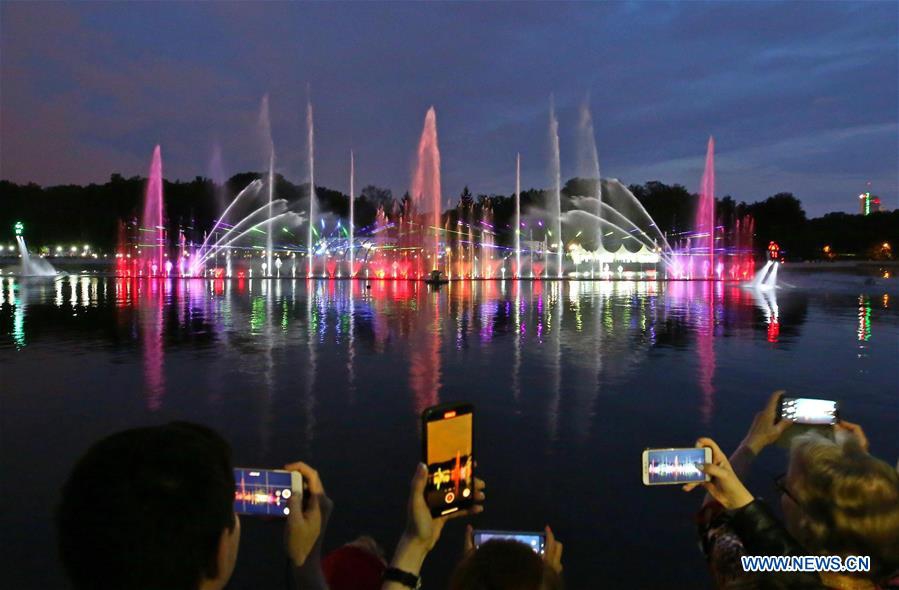 Music fountain makes debut after construction in Minsk - Global Times