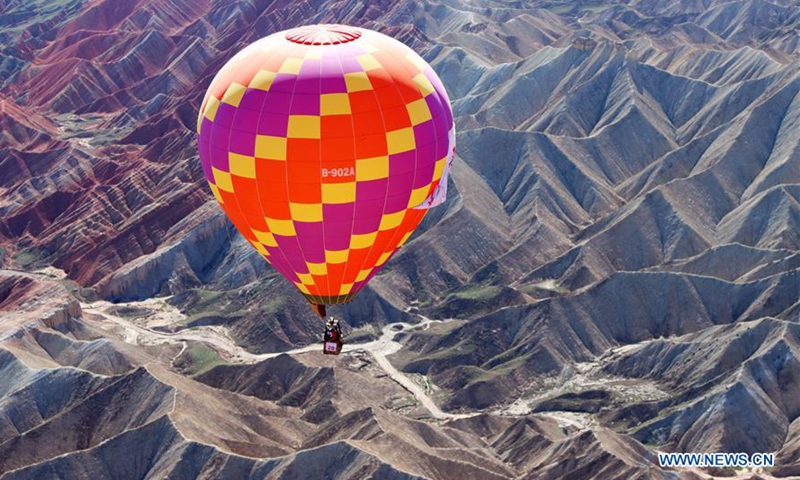 International hot air balloons festival opens in Gansu - Global Times