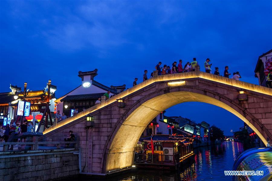 Qingming Bridge historical community in Wuxi promotes night-time ...