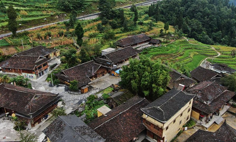 Wulong in Chongqing carries out ecological-tourism according to its ...