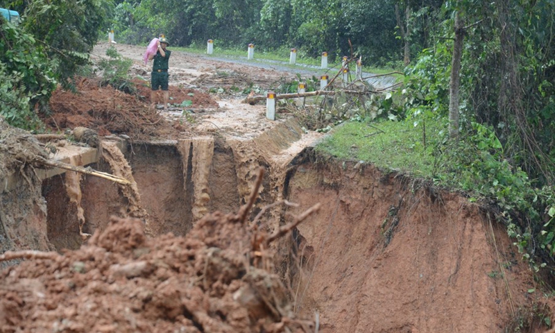 14 military personnel killed in central Vietnam landslide - Global Times