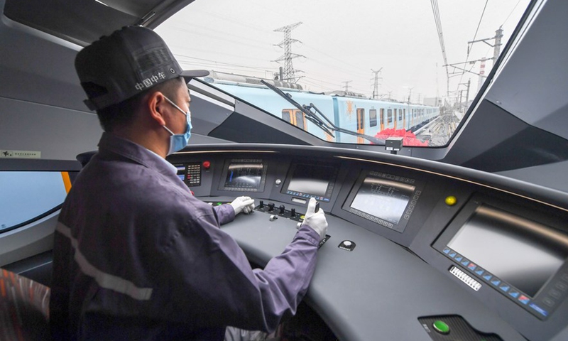 China Develops 400km H High Speed Train To Run On Different Rail Systems Global Times