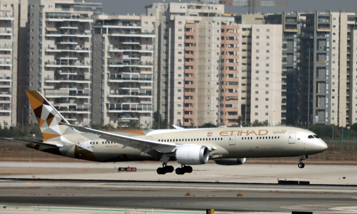 An airplane carrying the first official delegation from the United Arab Emirates (UAE) lands at the Ben Gurion international airport outside Tel Aviv, Israel, on Oct. 20, 2020. (Xinhua/Gideon Markowicz/JINI)