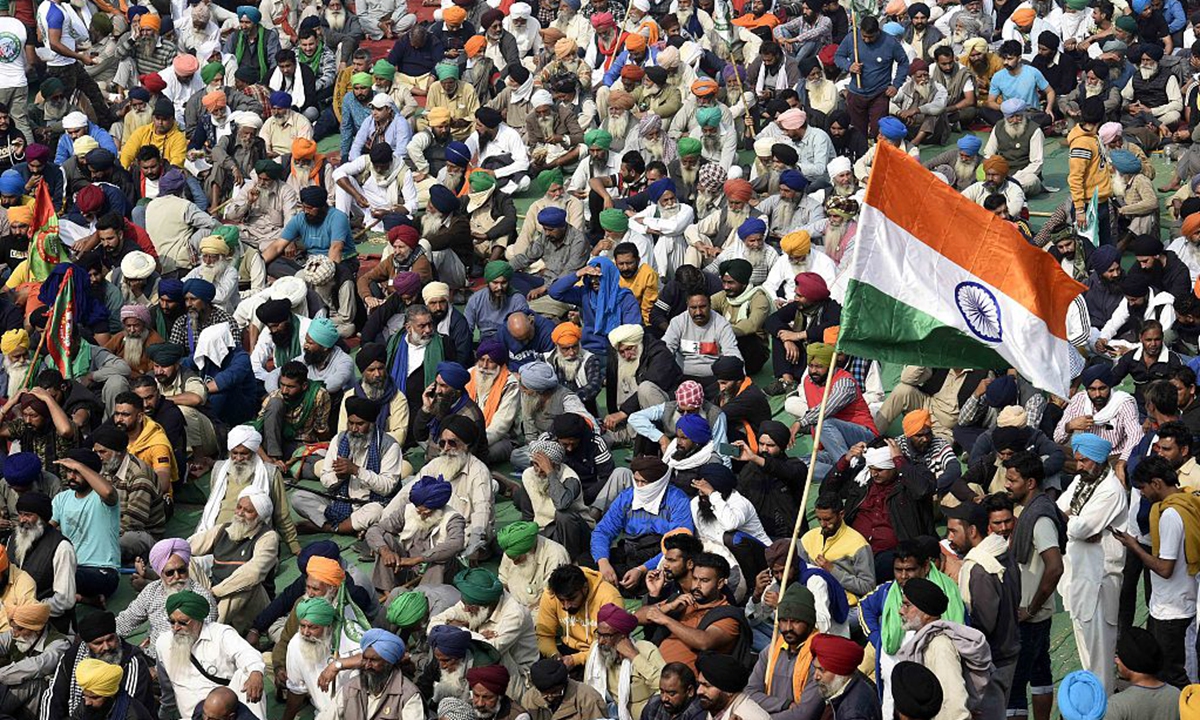 Farmers gather in Indian capital ahead of Republic Day protests ...