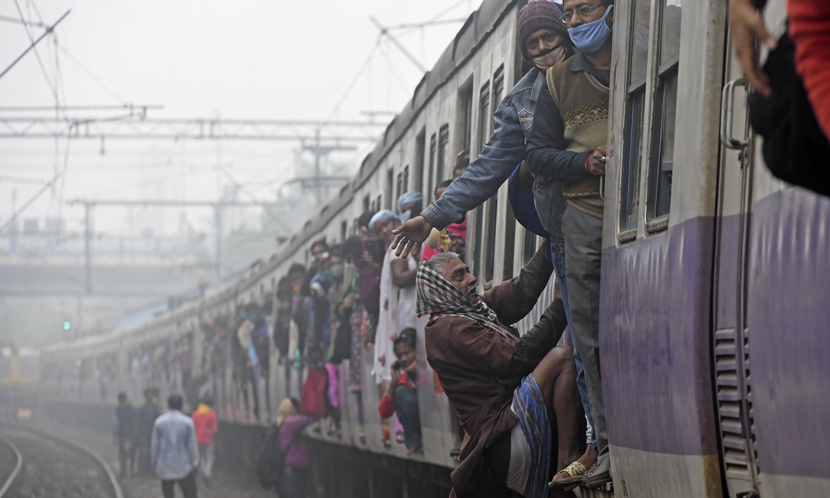 Indian farmers launch nationwide shutdown against new regulations