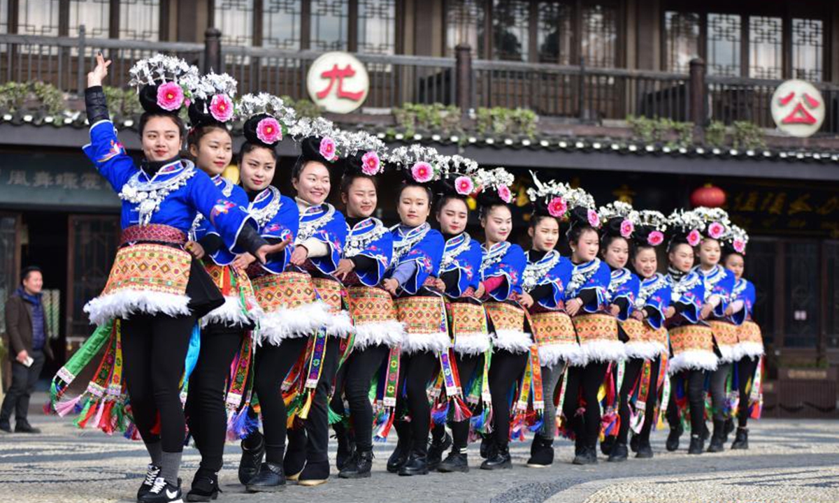 People experience Miao custom on New Year's Day in Danzhai Wanda Town ...