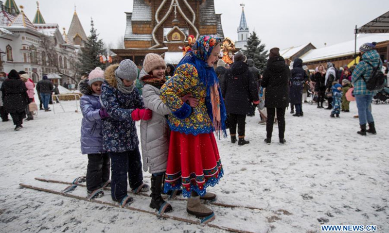 People play games during the Maslenitsa celebration in Moscow, Russia, on March 13, 2021. Maslenitsa is a traditional holiday to celebrate the beginning of spring.(Photo: Xinhua)