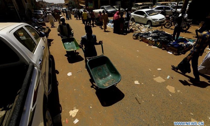 People visit a local market in Khartoum, Sudan, March 16, 2021.(Photo: Xinhua)