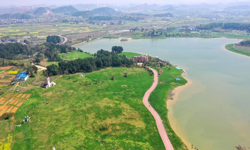 Aerial photo taken on March 17, 2021 shows the spring scenery at the Xiaohewan Village, Anshun City of southwest China's Guizhou Province.Photo:Xinhua