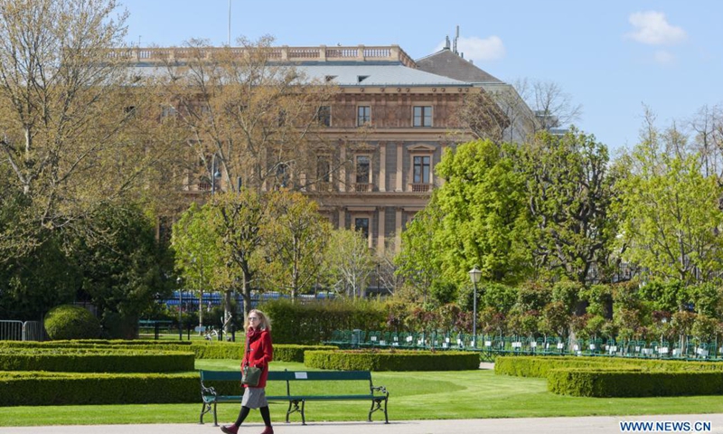 A woman walks at the Volksgarten in Vienna, Austria, April 23, 2021.Photo:Xinhua