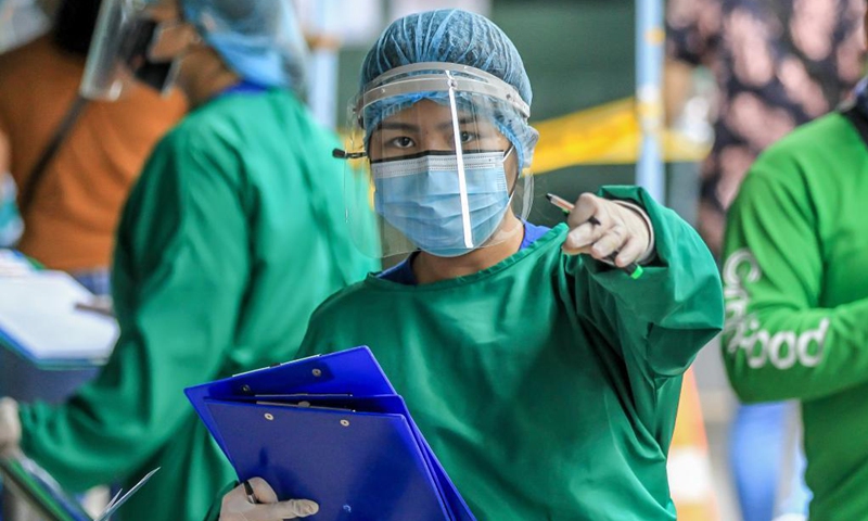 A nurse wearing a protective mask is seen on duty inside a hospital in Manila, the Philippines on May 12, 2021, the International Nurses Day.(Photo: Xinhua)