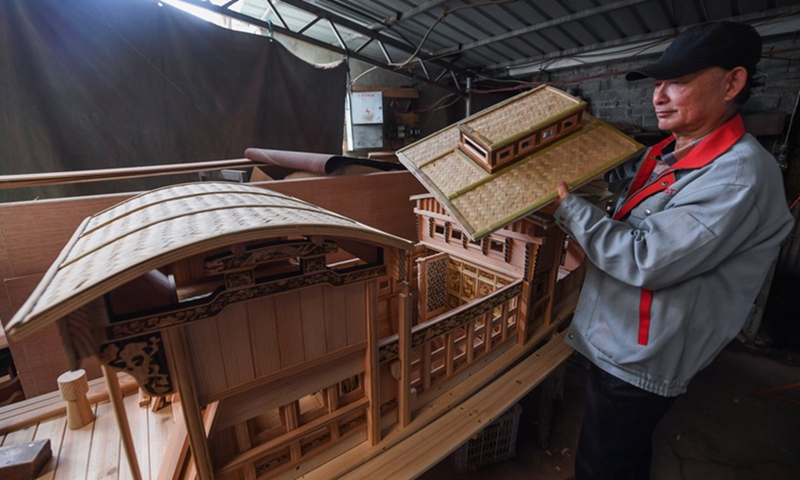 Craftsman navigates Red Boat Spirit in east China - Global Times