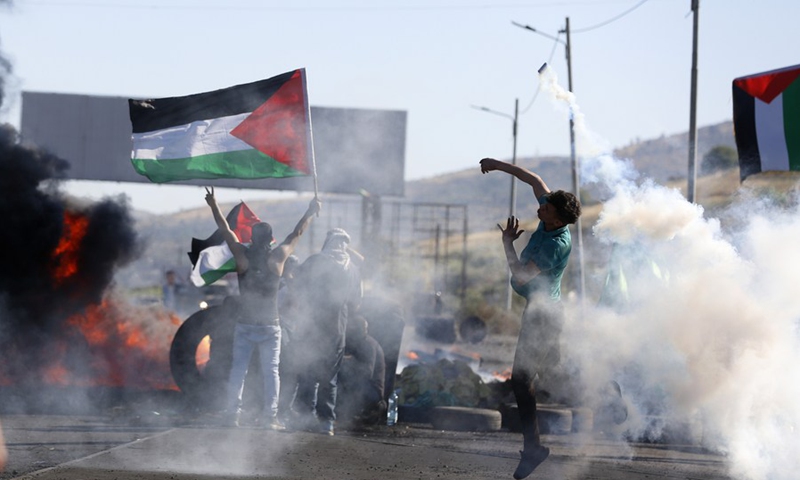 Palestinians continue anti-Israeli protests in West Bank - Global Times