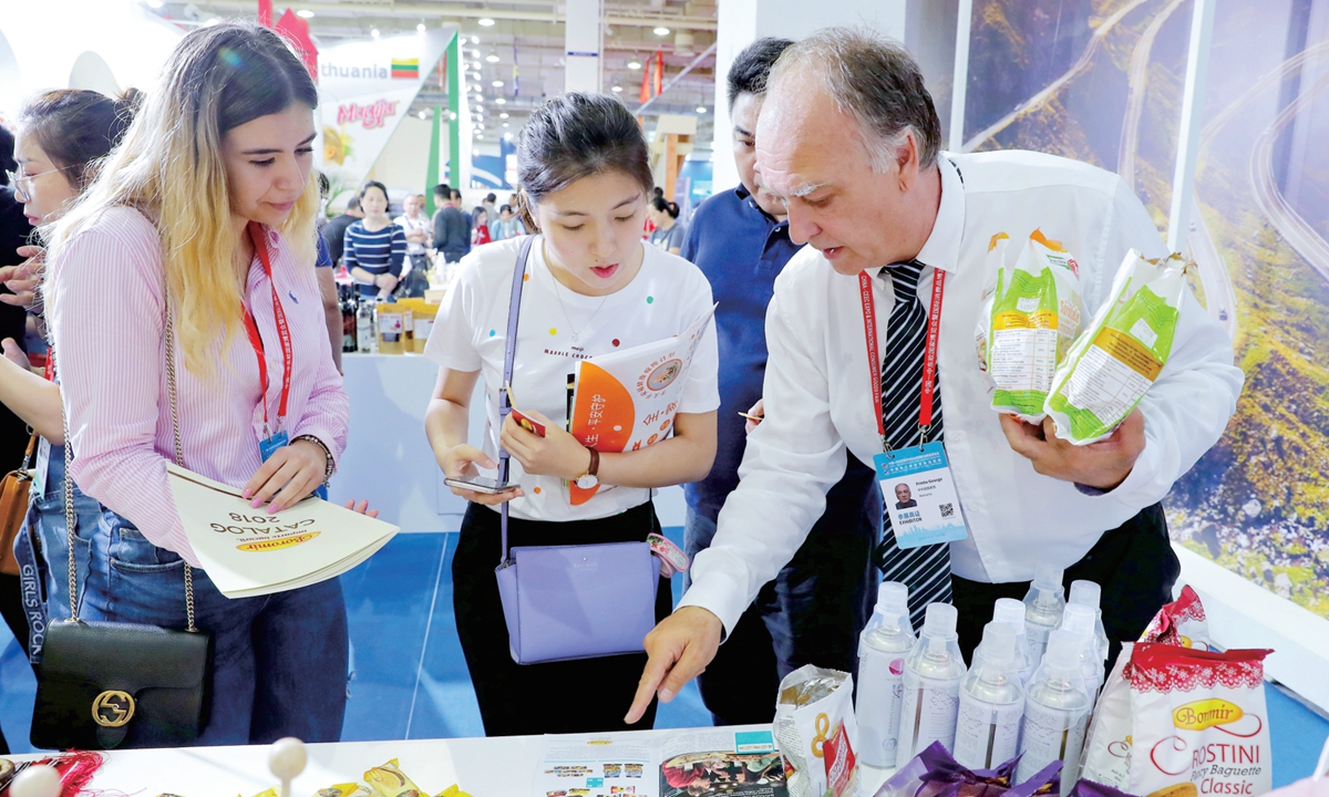Participants at Hall 5 of the first China-CEEC Expo in 2019  Photo: Courtesy of the publicity department of Ningbo