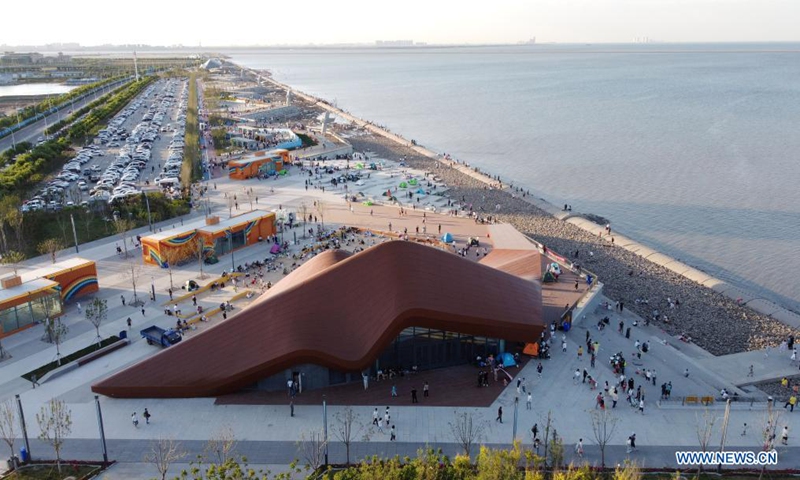 Aerial photo taken on June 5, 2021 shows a seaside amusement park in the Binhai New Area of north China's Tianjin. Photo: Xinhua 