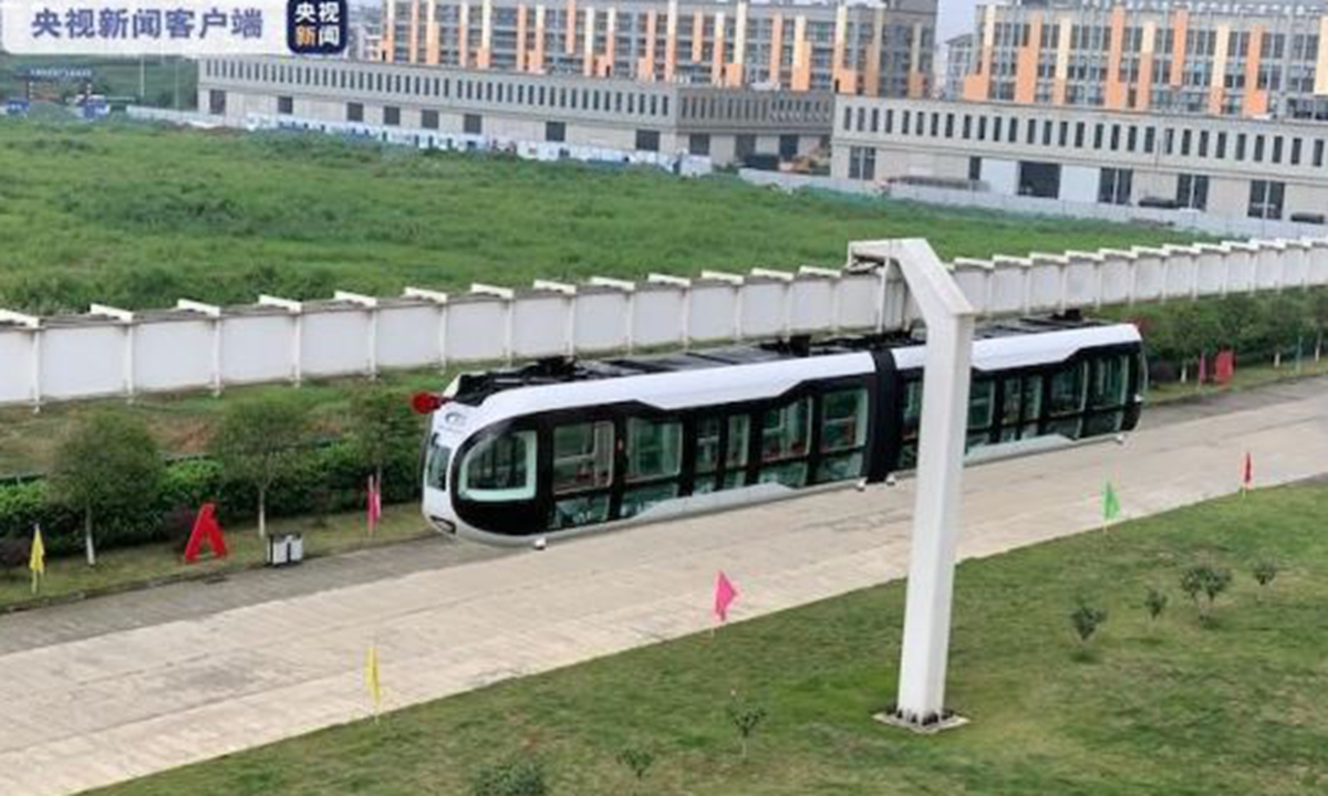 The air-rail vehicle is in operation. Photo: China Central Television (CCTV)