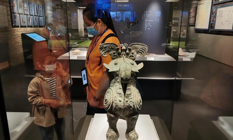 People visit Henan Museum in Zhengzhou, Henan Province, Aug. 31, 2021.Photo: CNSPhoto