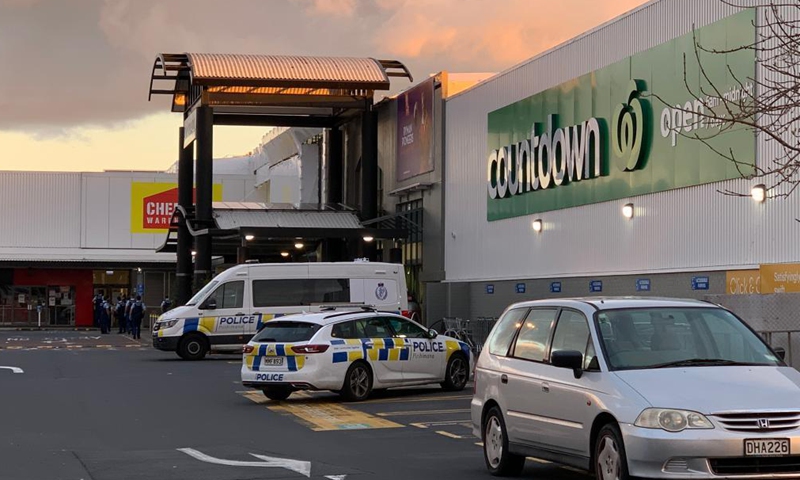Police cars are seen outside the New Lynn supermarket in Auckland, New Zealand, Sept. 3, 2021. New Zealand Prime Minister Jacinda Ardern confirmed that the violent attack that happened at New Lynn supermarket in Auckland at 2:40 p.m. local time Friday was a terrorist attack carried out by an extremist.Photo:Xinhua