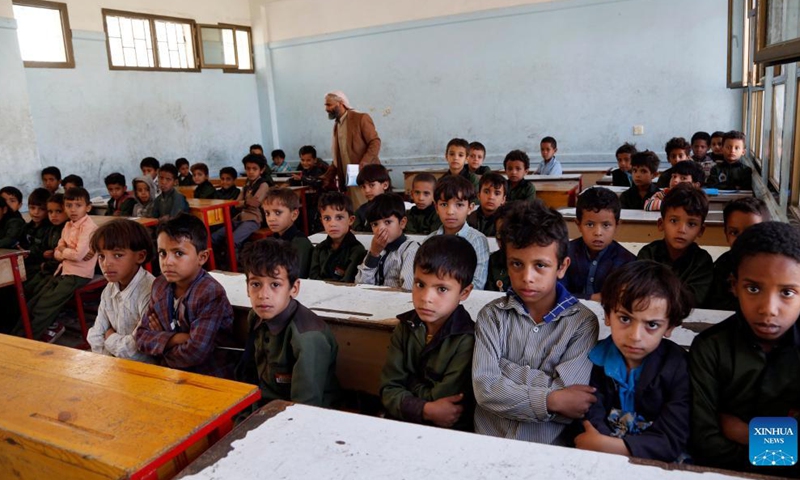 Children attend an Arabic class at a school in Sanaa, Yemen, on Sept. 8, 2021. The International Literacy Day declared by UNESCO is observed each year on Sept. 8.Photo:Xinhua