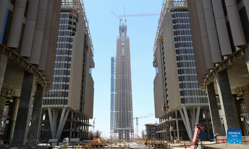 Photo taken on June 17, 2021 shows the construction site of a skyscraper in a vast business district in Egypt's new administrative capital.Photo:China News Service