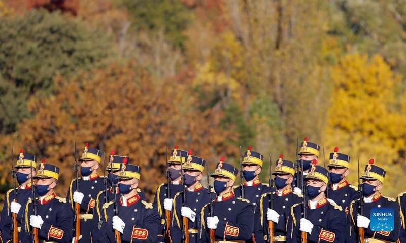 Romanian soldiers attend a ceremony marking Romania's Army Day in Bucharest, capital of Romania, Oct. 25, 2021.(Photo: Xinhua)