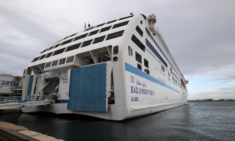 Photo departing offers ferry boat to Algeria Marseille France