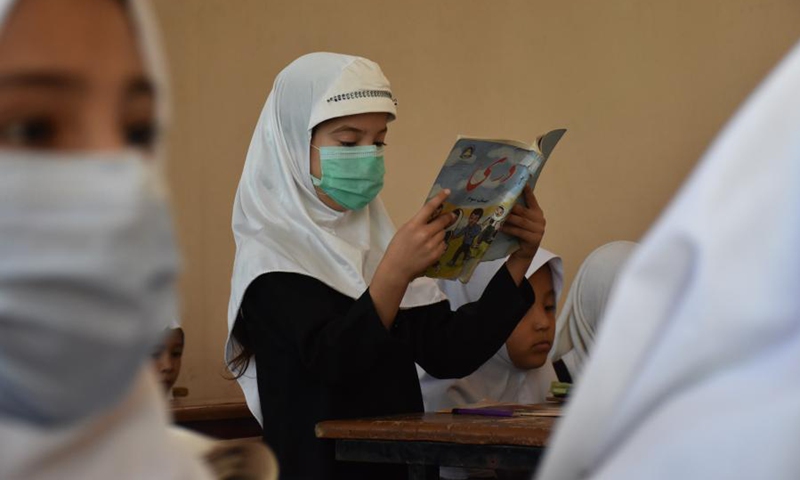 Afghan girls attend a class at a local school in Mazar-i-Sharif, capital of Balkh province, Afghanistan, Sept. 14, 2021.(Photo: Xinhua)