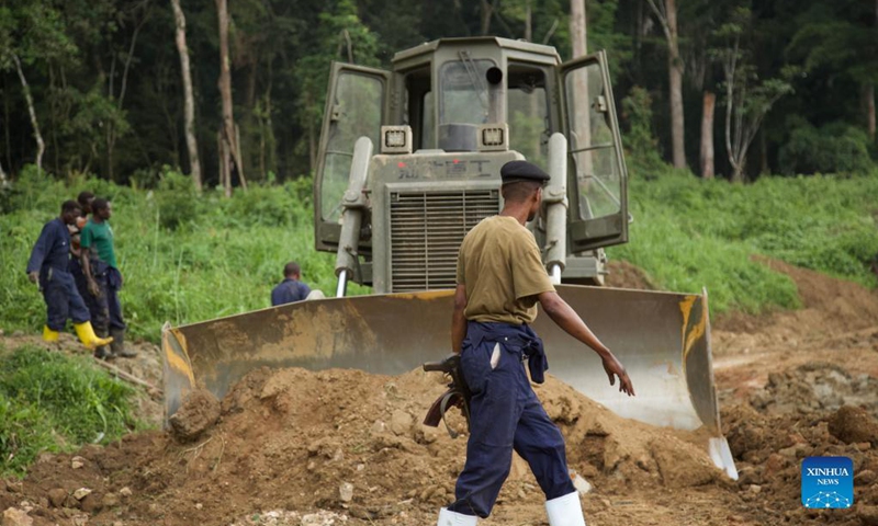 Soldiers are seen on a road construction site during a joint military operation of Uganda and the Democratic Republic of the Congo (DRC) against rebels of the Allied Democratic Forces (ADF) in Beni territory, northeast DRC, on Dec. 12, 2021. (Photo: Xinhua)