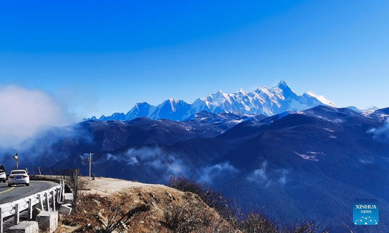 Photo taken on Dec 16, 2021 with a mobile phone shows Mount Namjagbarwa in Nyingchi, southwest China's Tibet Autonomous Region.Photo:Xinhua