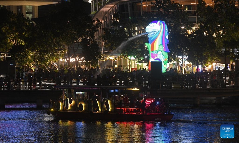 People view the countdown to 2022 light projection show held at Singapore's Marina Bay on Dec. 28, 2021.(Photo: Xinhua)