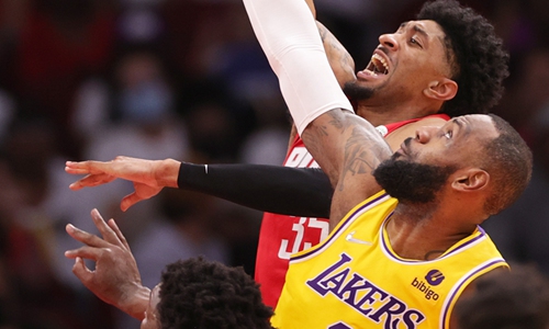 LeBron James reaches 36,000 career points as Los Angeles Lakers beat the  Houston Rockets