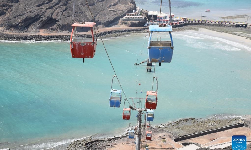 Abandoned facilities of cable cars are seen inside a coastal resort park in Aden, southern Yemen, Jan. 2, 2022. Photo:Xinhua