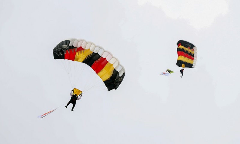 Soldiers show their skills during a graduation ceremony in Tripoli, Libya, on Jan. 23, 2022.(Photo: Xinhua)