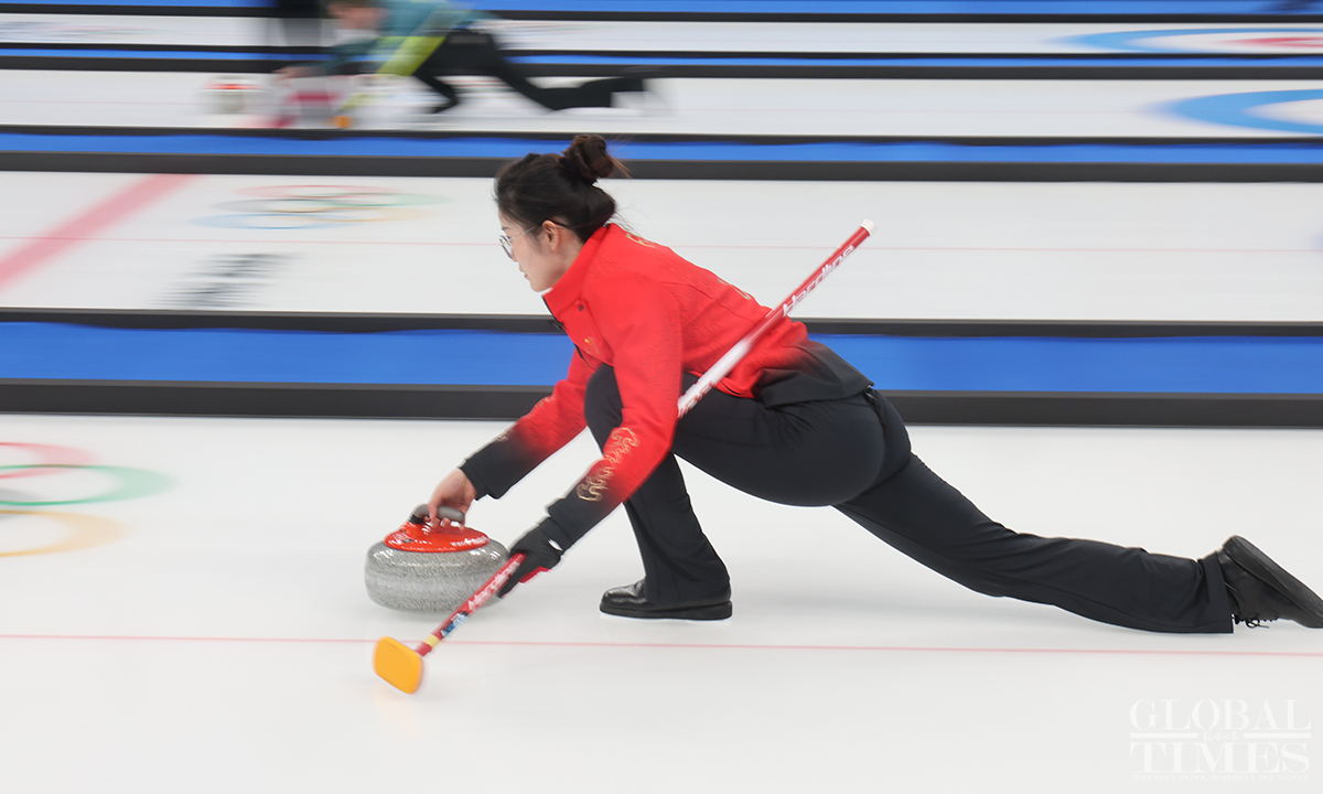 China VS Switzerland! Mixed Doubles Curling Event Kicks Off At Ice Cube ...