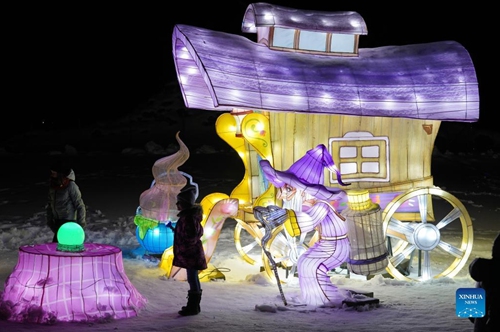 Photo taken on Feb. 5, 2022 shows a lantern show in Sigulda, Latvia.Photo:Xinhua