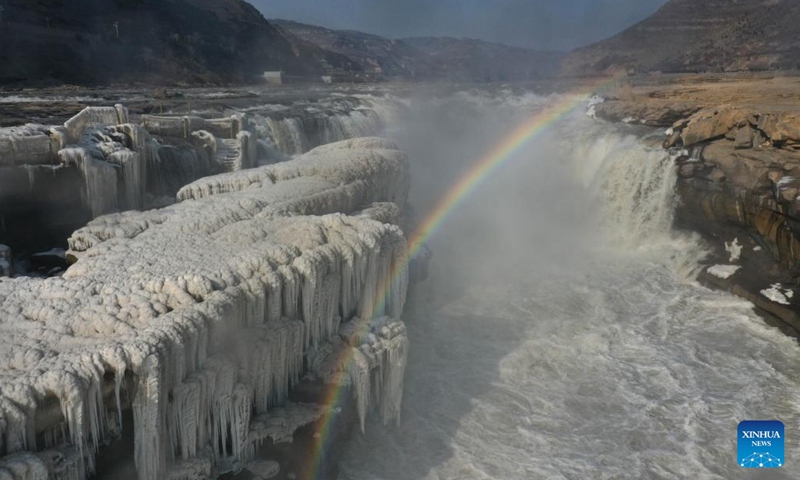 Aerial photo taken on Feb. 9, 2022 shows the scenery of the frozen Hukou Waterfall on the Yellow River in Jixian County, north China's Shanxi Province.(Photo: Xinhua)