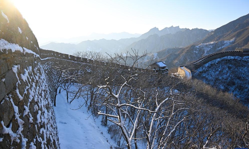 Photo taken on Feb. 14, 2022 shows the snow scenery of the Mutianyu section of the Great Wall in Beijing, capital of China.Photo:Xinhua