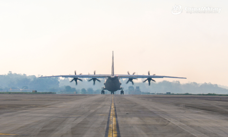 An anti-submarine patrol aircraft attached to a naval aviation regiment under the PLA Southern Theater Command taxis to the flightline before taking off for a recent anti-submarine flight training mission. (eng.chinamil.com.cn/Photo by Qin Qianjiang)