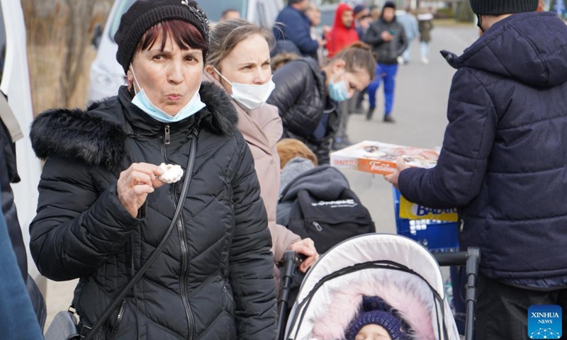 People from Ukraine arrive at Beregsurany, eastern Hungary, Feb. 26, 2022.Photo:Xinhua