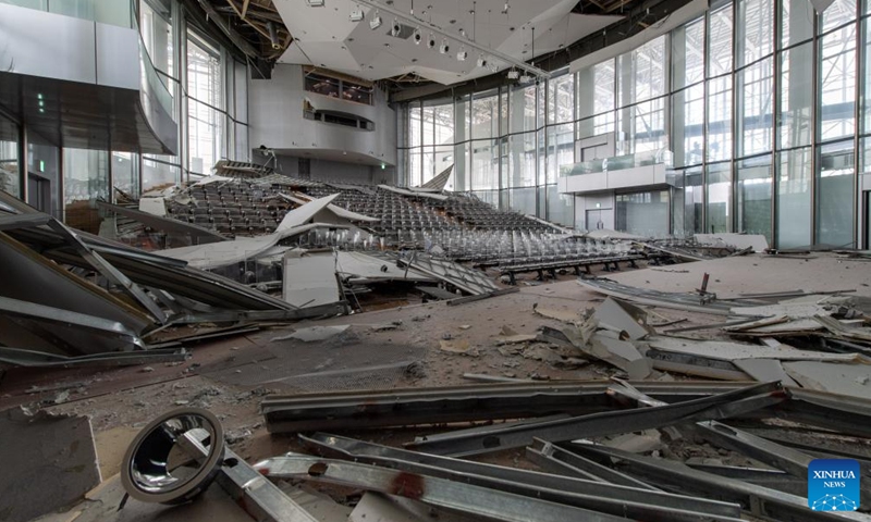 Photo taken on March 18, 2022 shows a damaged building after an earthquake in Shiroishi City of Miyagi Prefecture, Japan. Photo:Xinhua