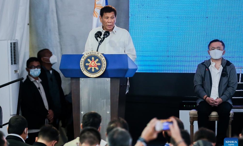 Philippine President Rodrigo Duterte speaks during the unveiling of the China-gifted Binondo-Intramuros Bridge in Manila, the Philippines on April 5, 2022. (Xinhua/Rouelle Umali)