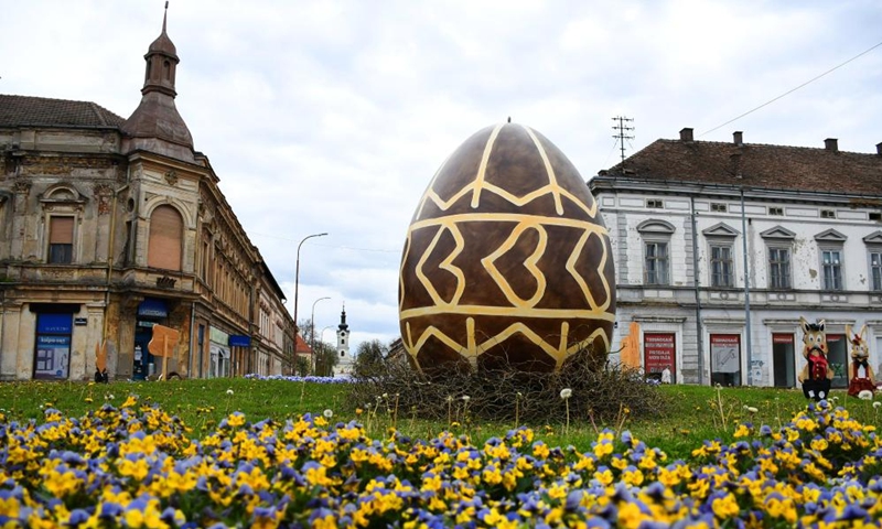 A huge Easter egg for the upcoming Easter holiday is seen in central Bjelovar, Croatia, on April 9, 2022.Photo:Xinhua