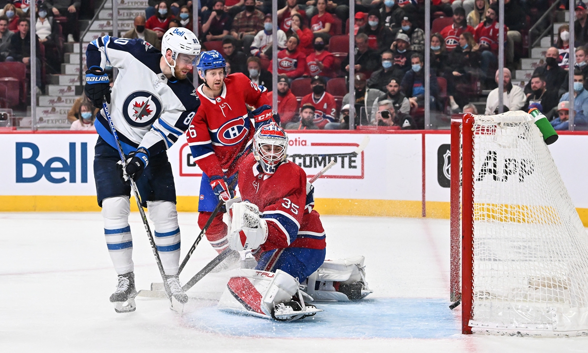 Adam Lowry Winnipeg Jets soar past Anaheim Ducks to gain ground in Wild  Card race