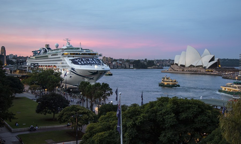 first cruise ship sydney 2022