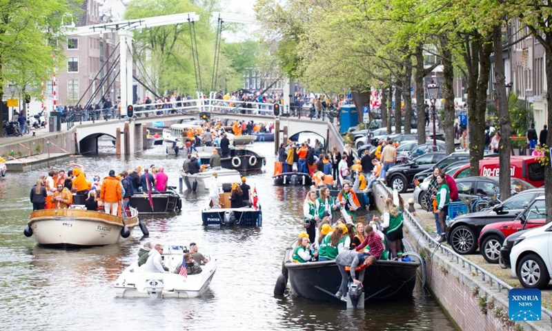 King's Day on the Amsterdam canals