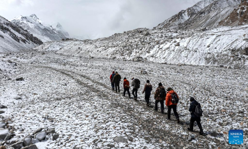 New scientific expedition started on Mount Qomolangma in China's Tibet ...