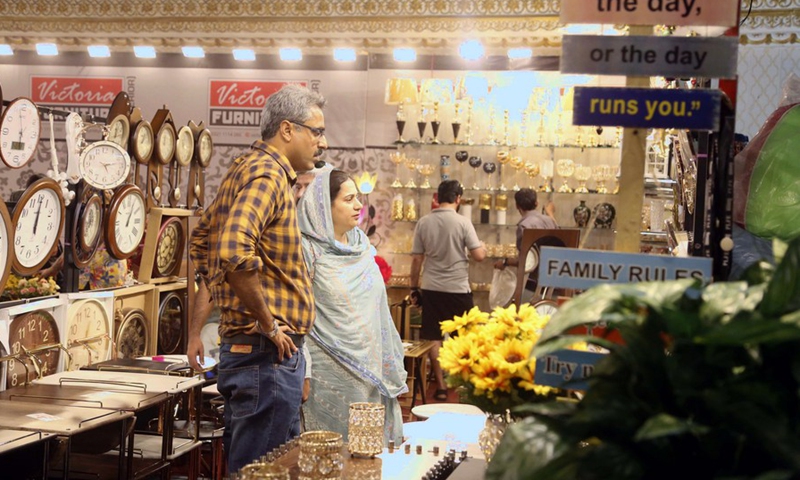 People visit a furniture and lifestyle expo in Rawalpindi, Pakistan on June 10, 2022.(Photo: Xinhua)