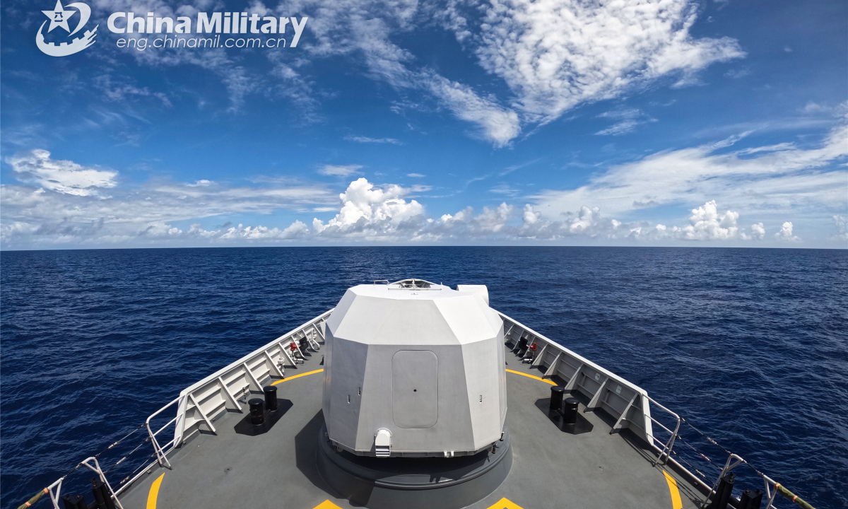 A warship attached to a frigate flotilla of the navy under the PLA Southern Theater Command maneuvers during a maritime combat training exercise in mid-July, 2022. Photo:China Military